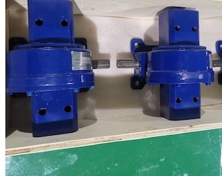 Folga sem escova de Mini Worm Slew Drive Gearbox do motor 1 polegada